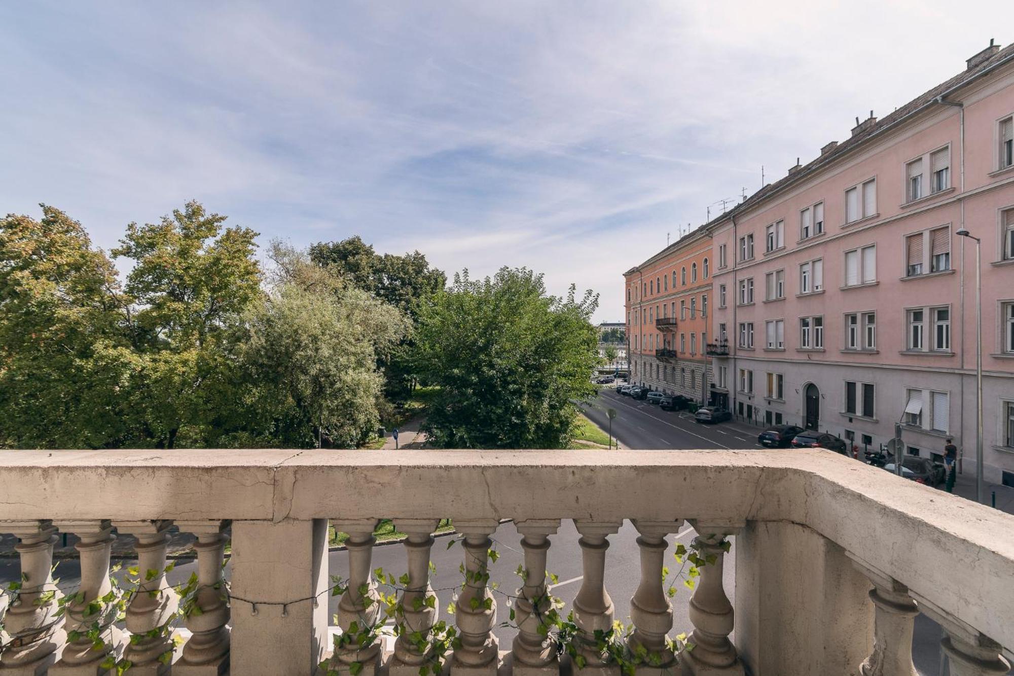 Danube Terrace Boutique Residence With Private Sauna Budapest Esterno foto