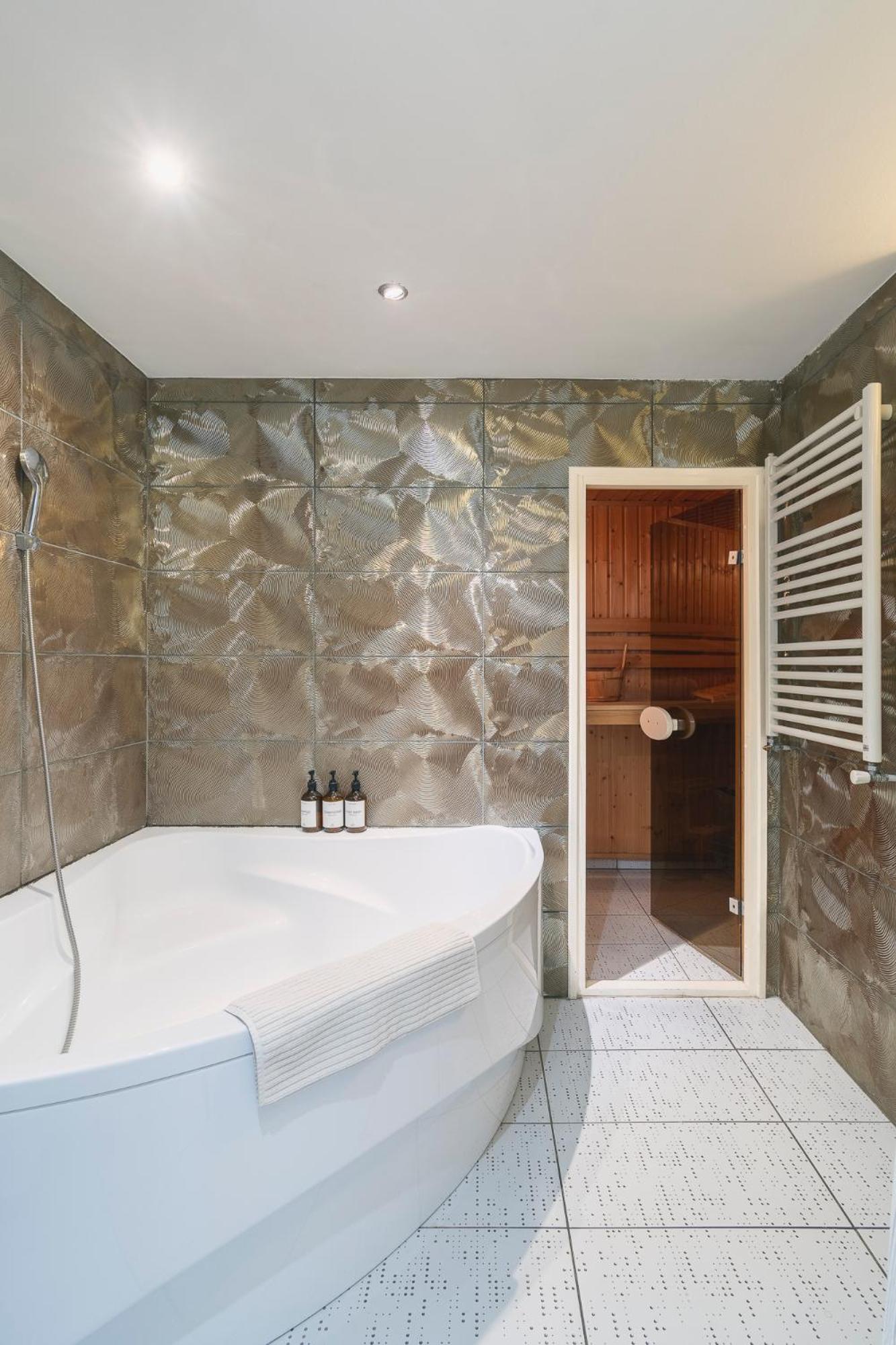 Danube Terrace Boutique Residence With Private Sauna Budapest Esterno foto